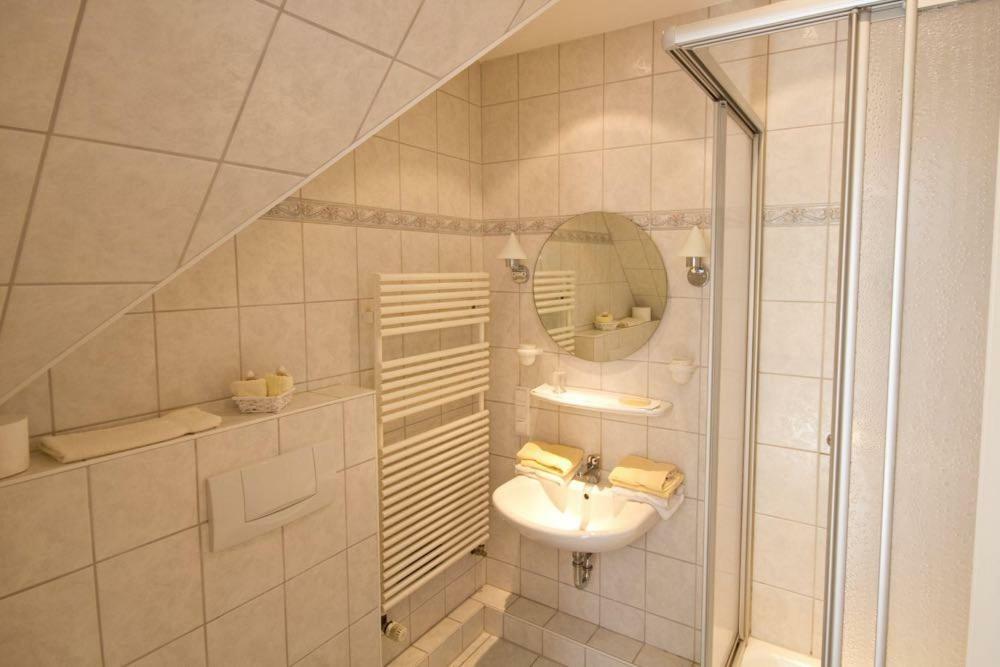 Kapitaenshaus " Passat " Apartman Wittdün Kültér fotó